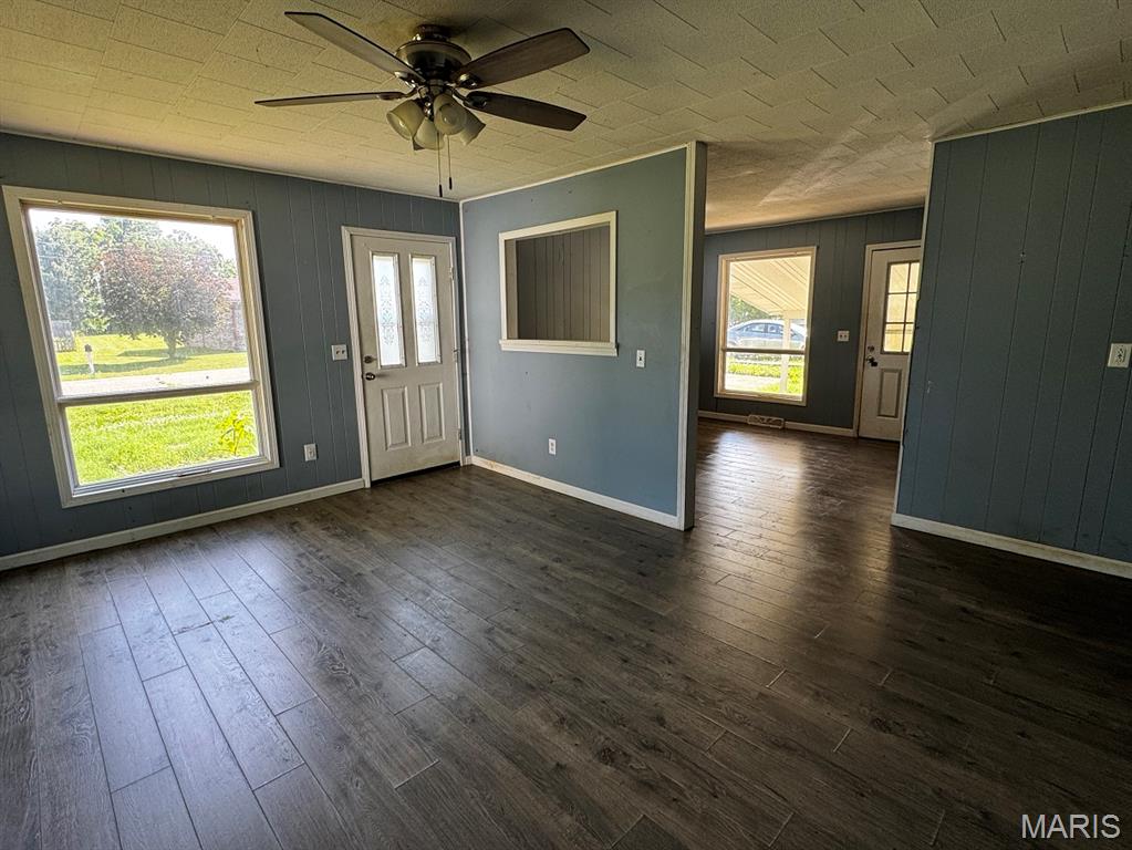 Cherokee Village 1st Add - Residential