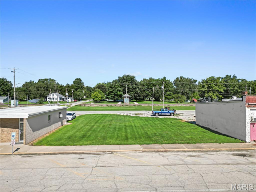 Village/Irving - Commercial Sale