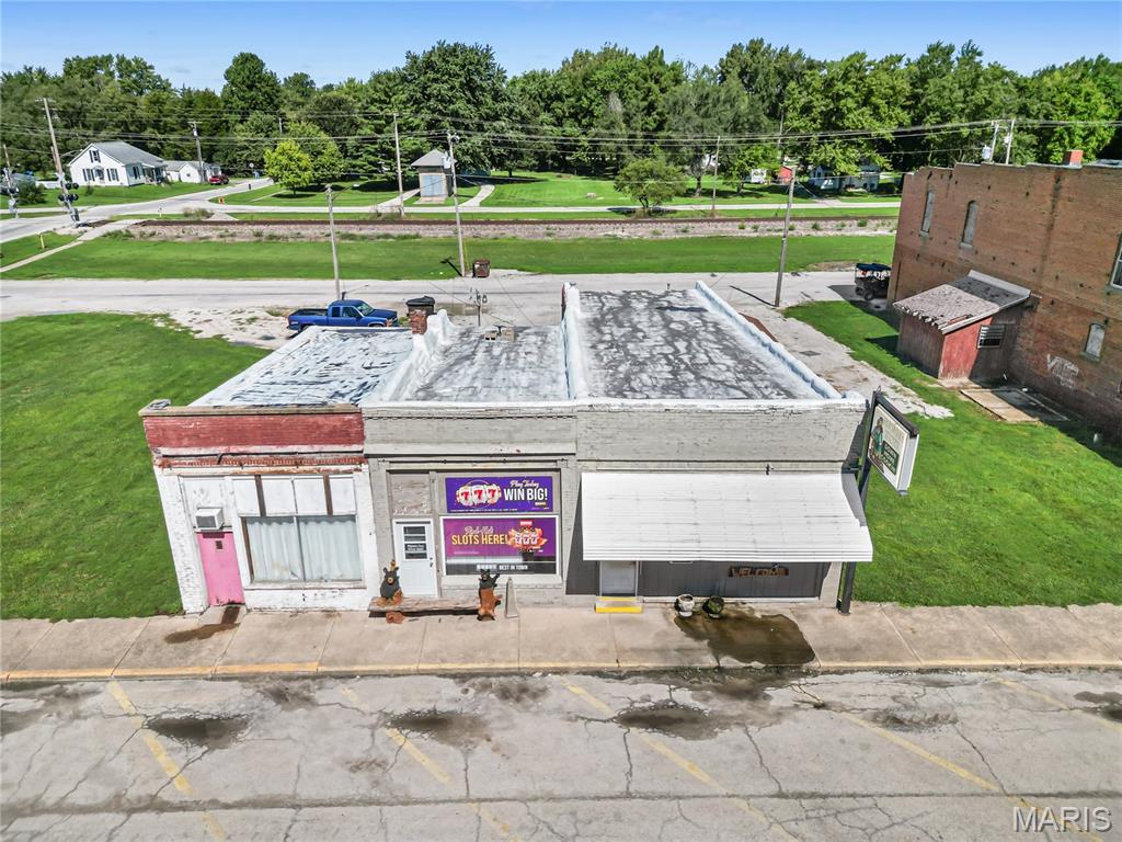 Village/Irving - Commercial Sale