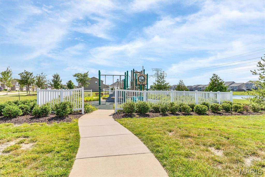 Charlestowne Place - Residential