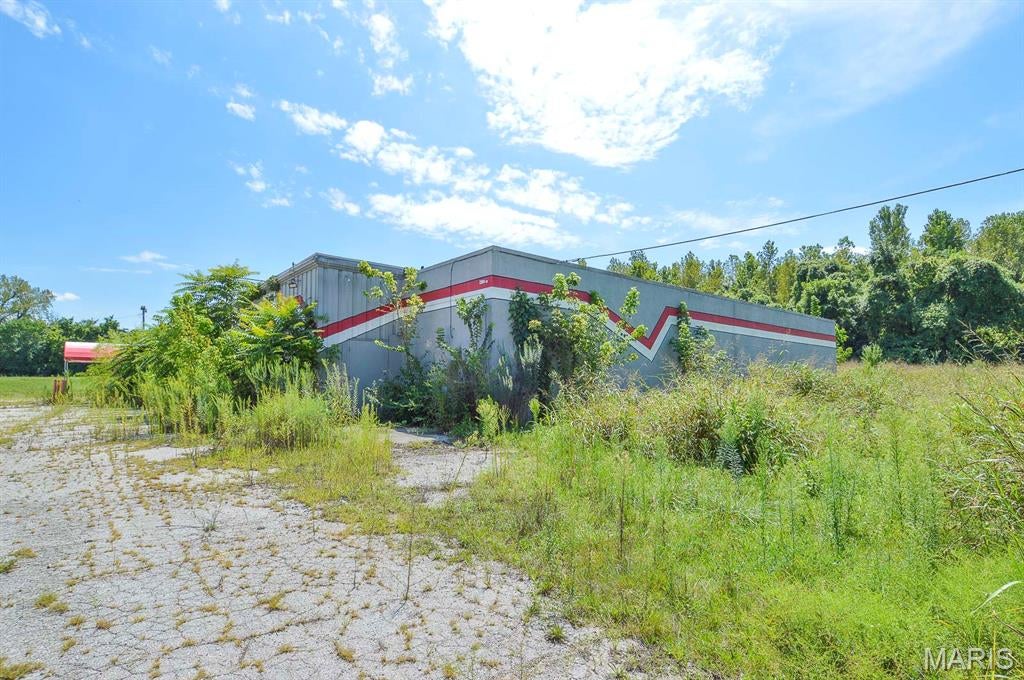 Caya Tr - Commercial Sale