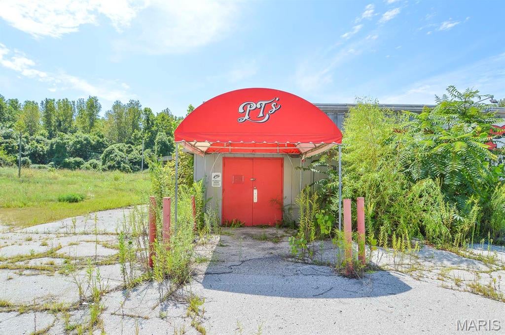 Caya Tr - Commercial Sale
