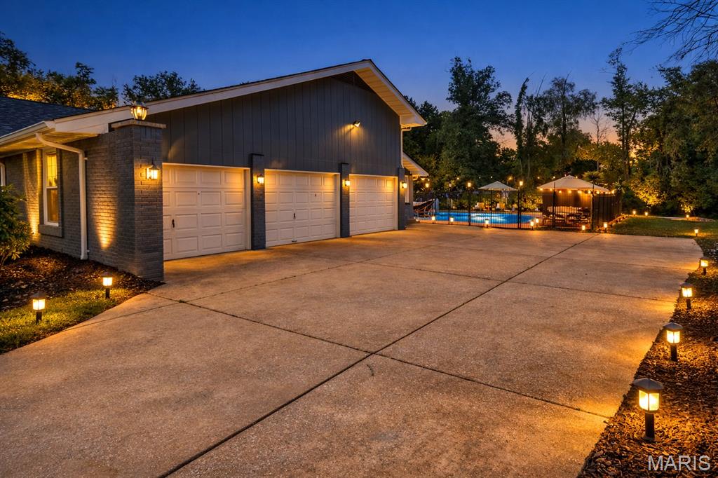 West Hampton 2 - Residential