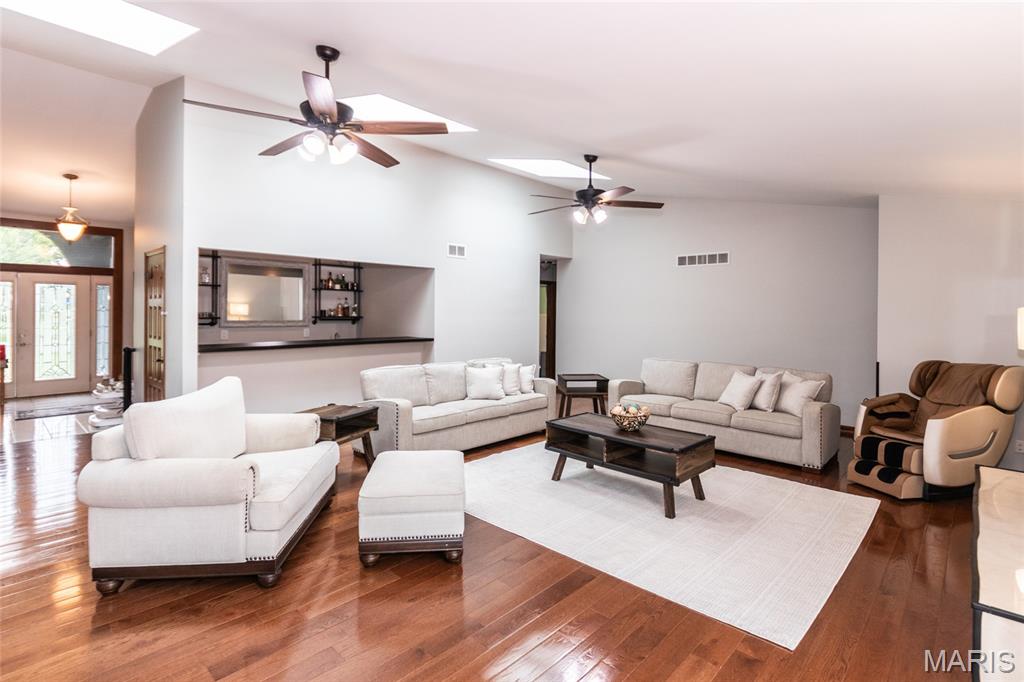 West Hampton 2 - Residential