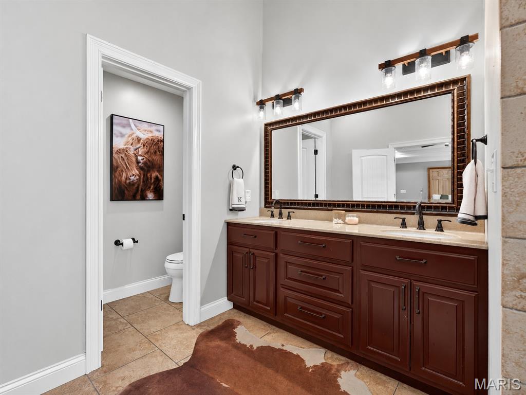 Fieldstone Estate - Residential
