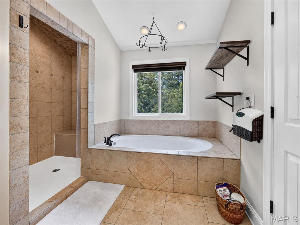 Fieldstone Estate - Residential