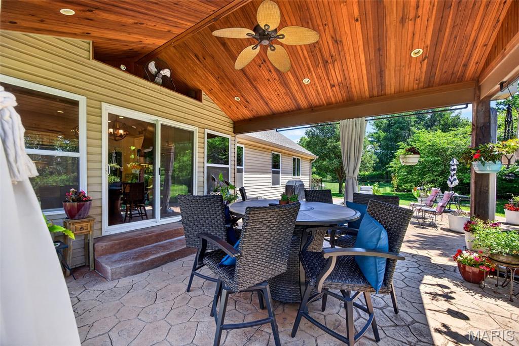 Fieldstone Estate - Residential