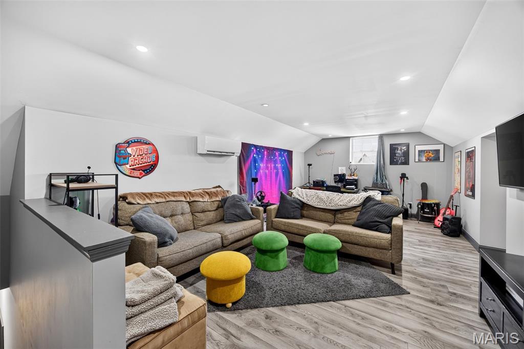 Fieldstone Estate - Residential