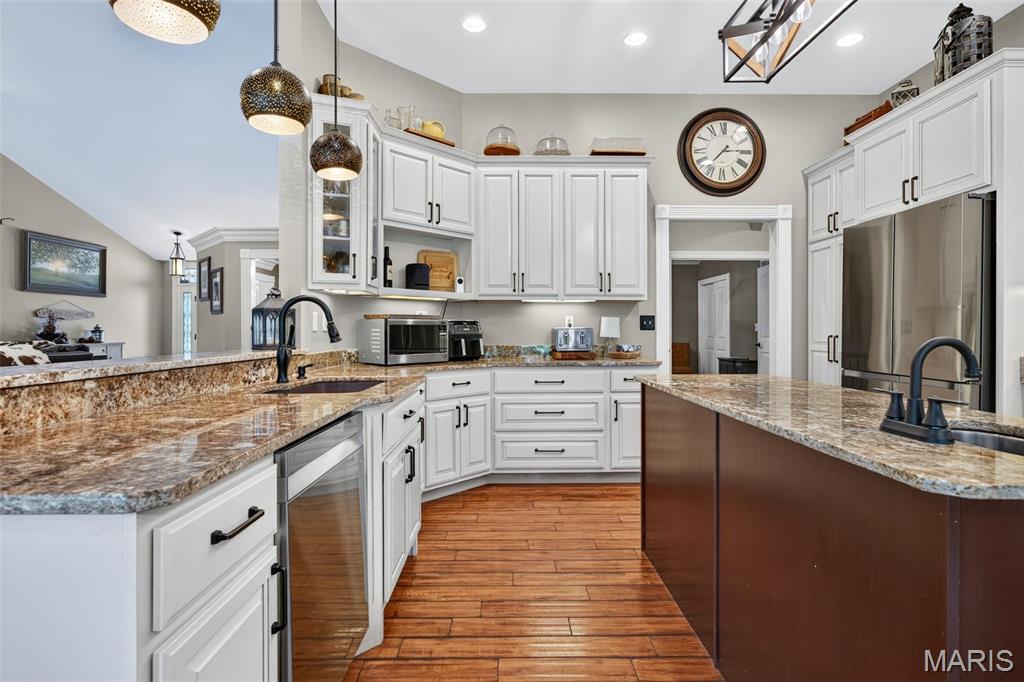 Fieldstone Estate - Residential