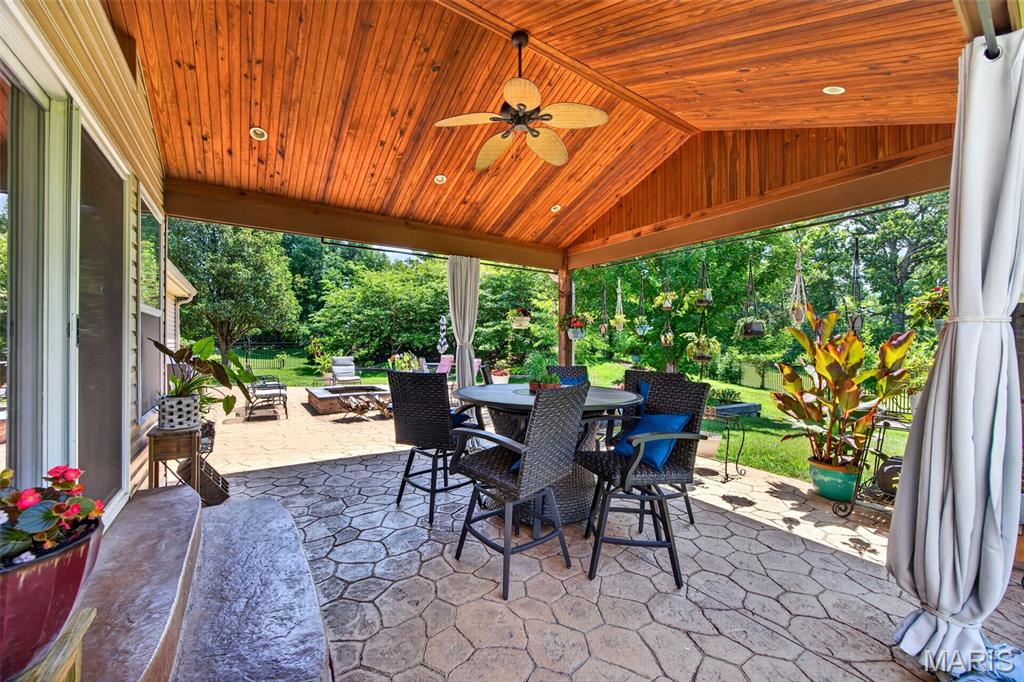 Fieldstone Estate - Residential