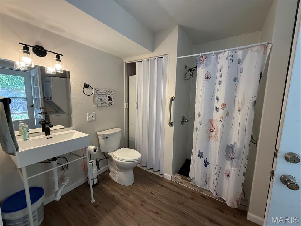 Metcalfe Place Add/Edwardsvill - Residential