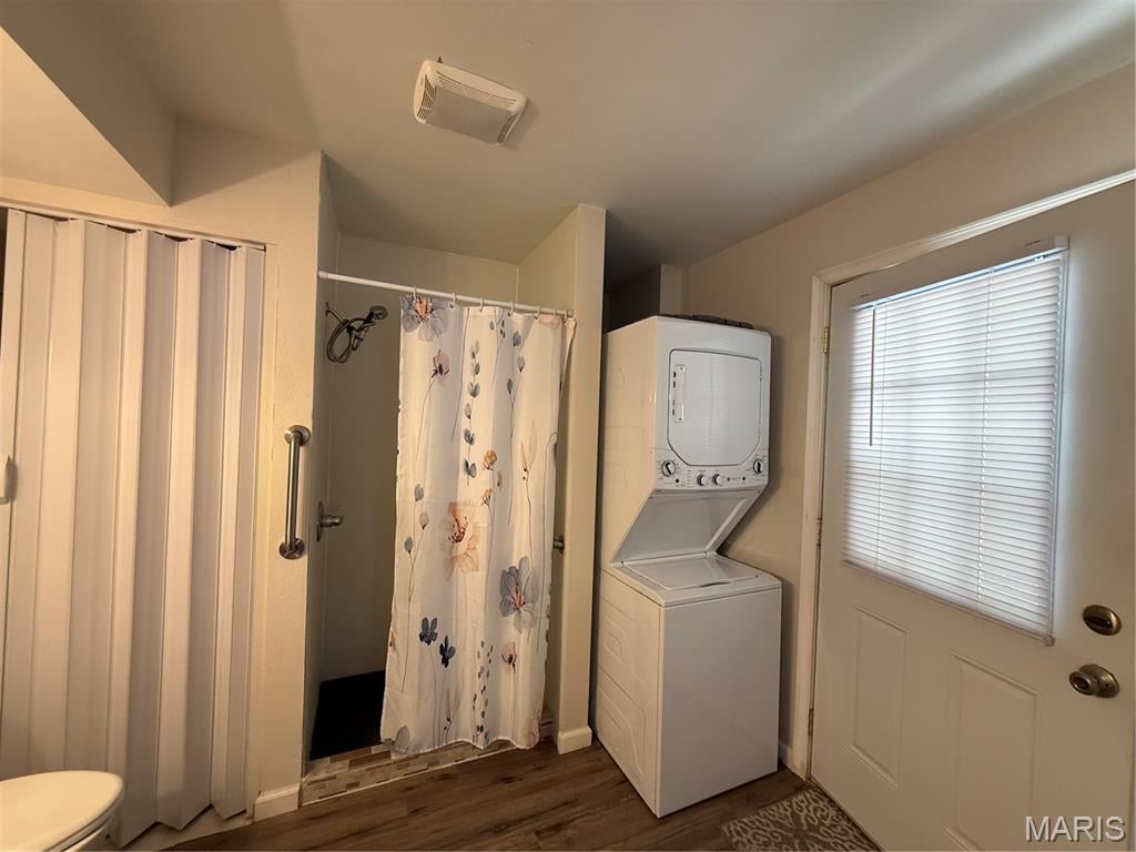 Metcalfe Place Add/Edwardsvill - Residential