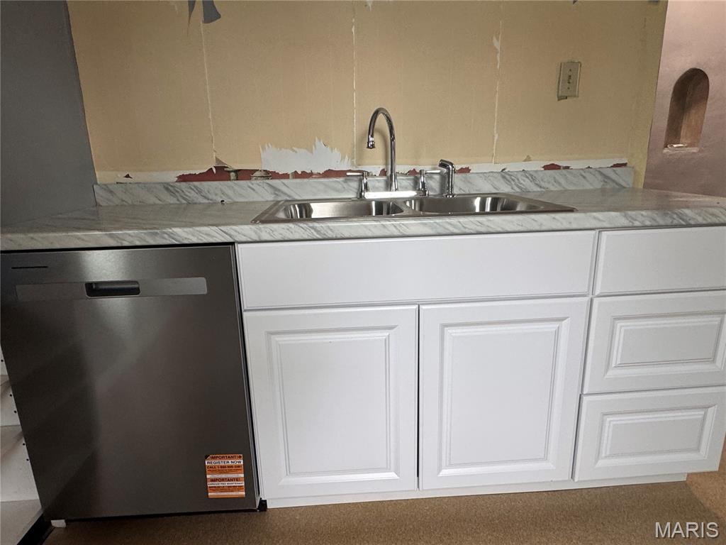 Guelbreth Partition - Commercial Lease