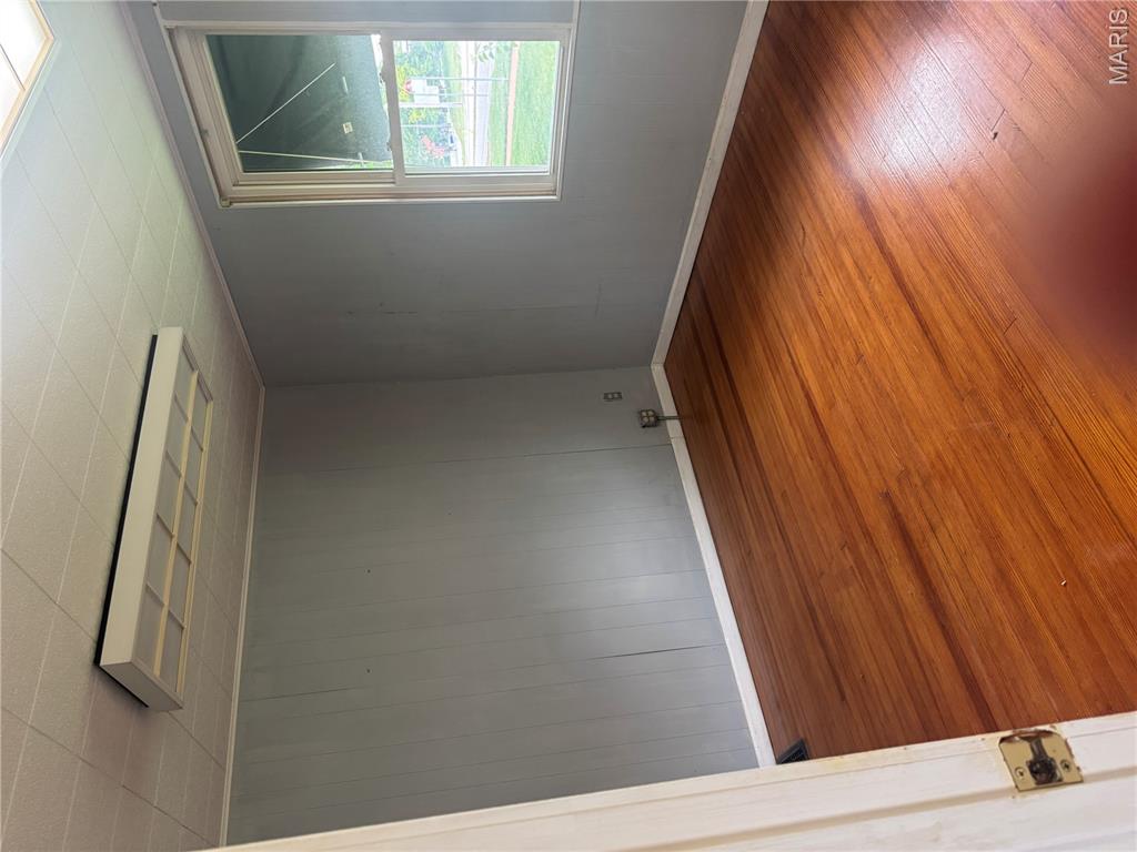 Guelbreth Partition - Commercial Lease