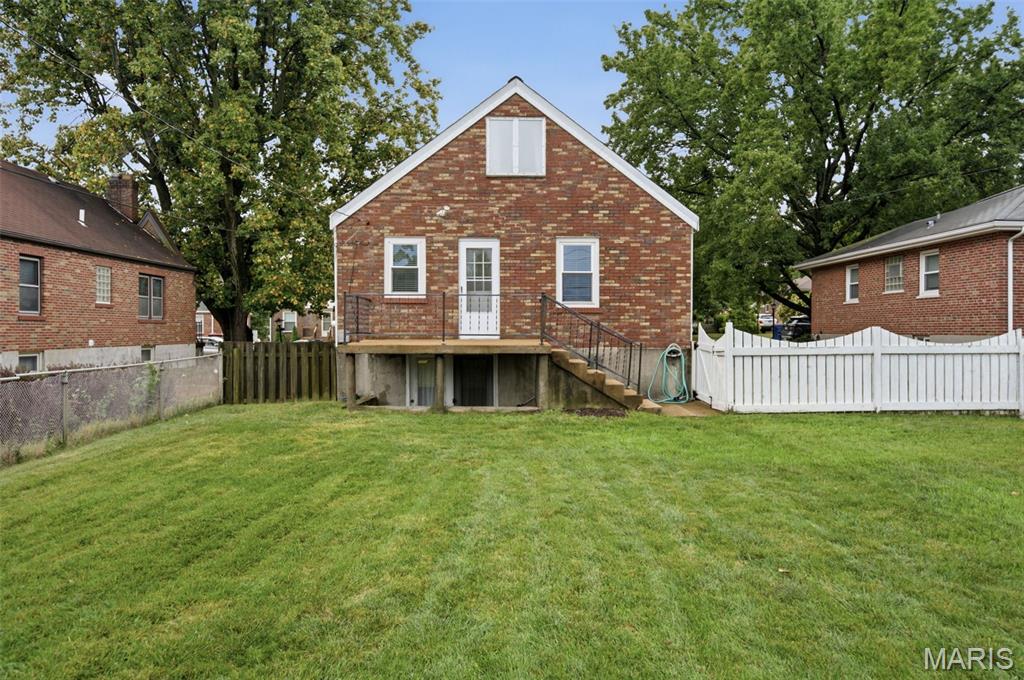 Tesson Ferry Court Amd - Residential
