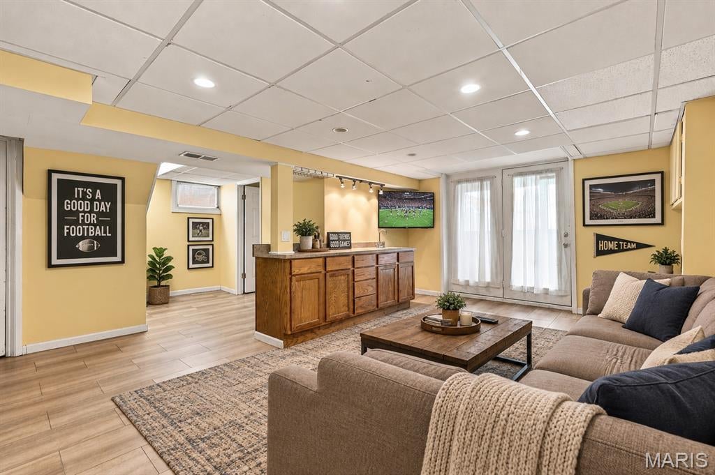 Tesson Ferry Court Amd - Residential