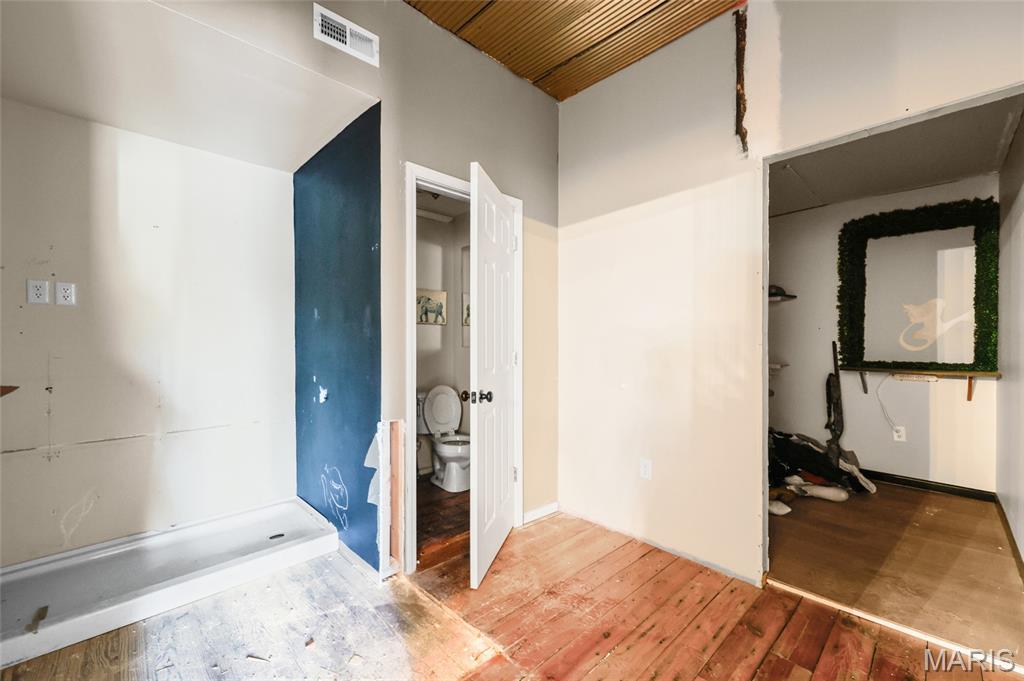 Historic District - Commercial Sale