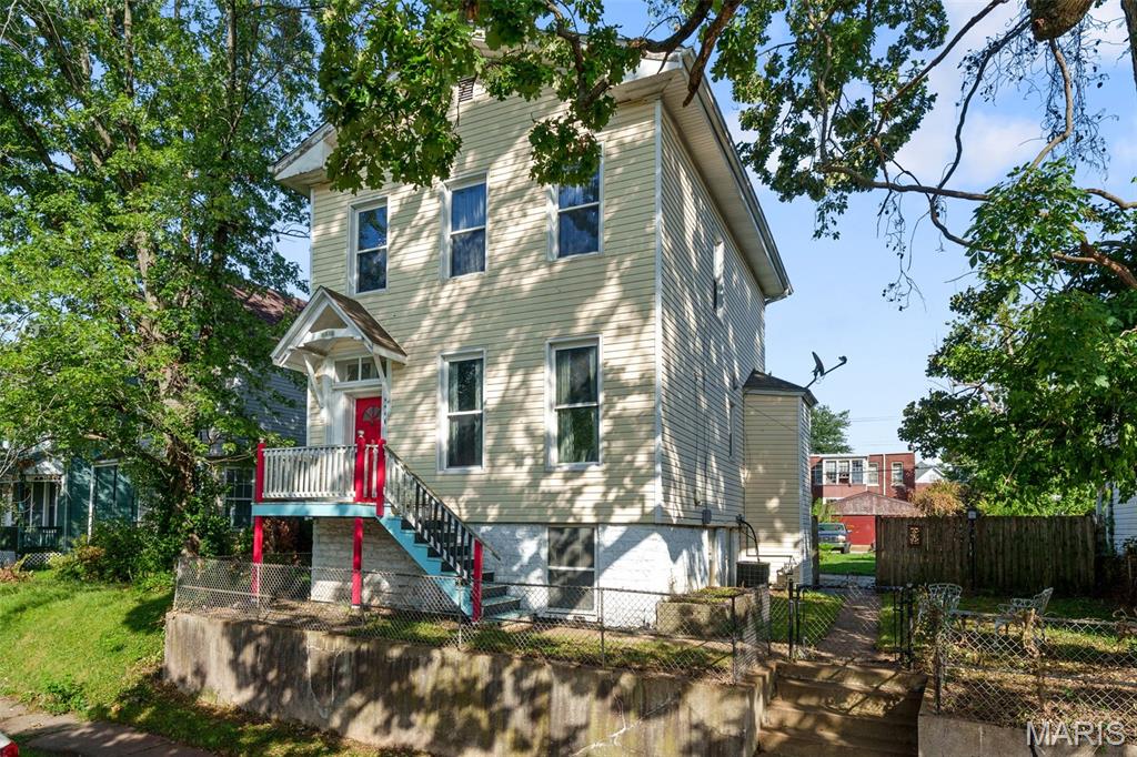Carondelet - Residential