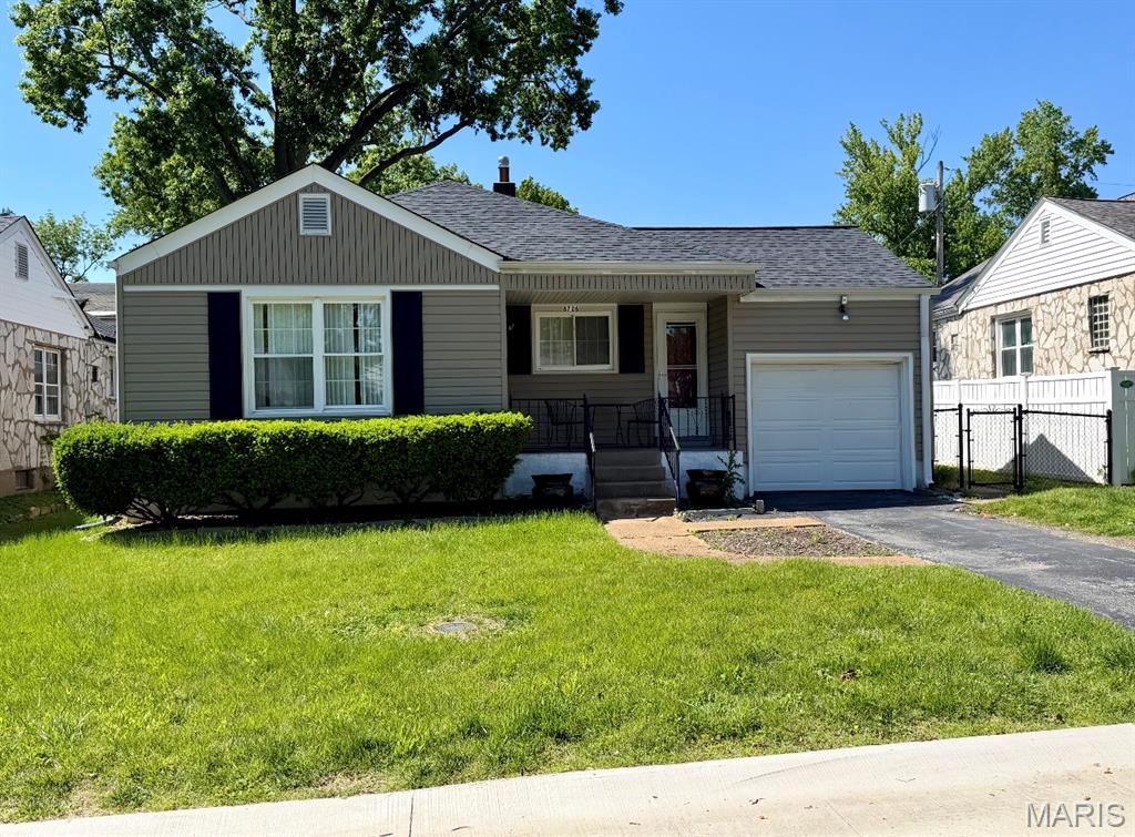 Great starter or home or investment property! Gorgeous wood flooring, open floorplan, neutral colors throughout. Partially finished lower level with large non-conforming bedroom. Enjoy this darling property in the heart of Brentwood!