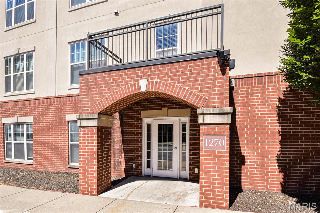Hanley Station Condo First - Residential Lease