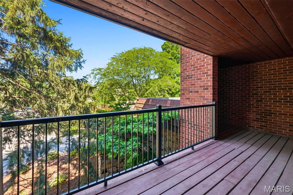 Golfview On The Green Condo - Residential
