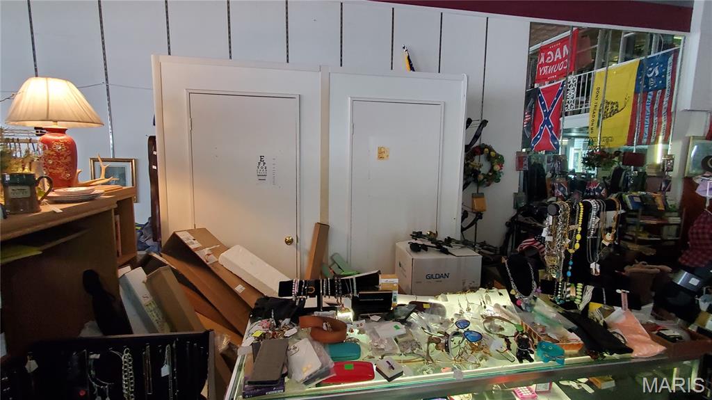 West Salem - Commercial Sale