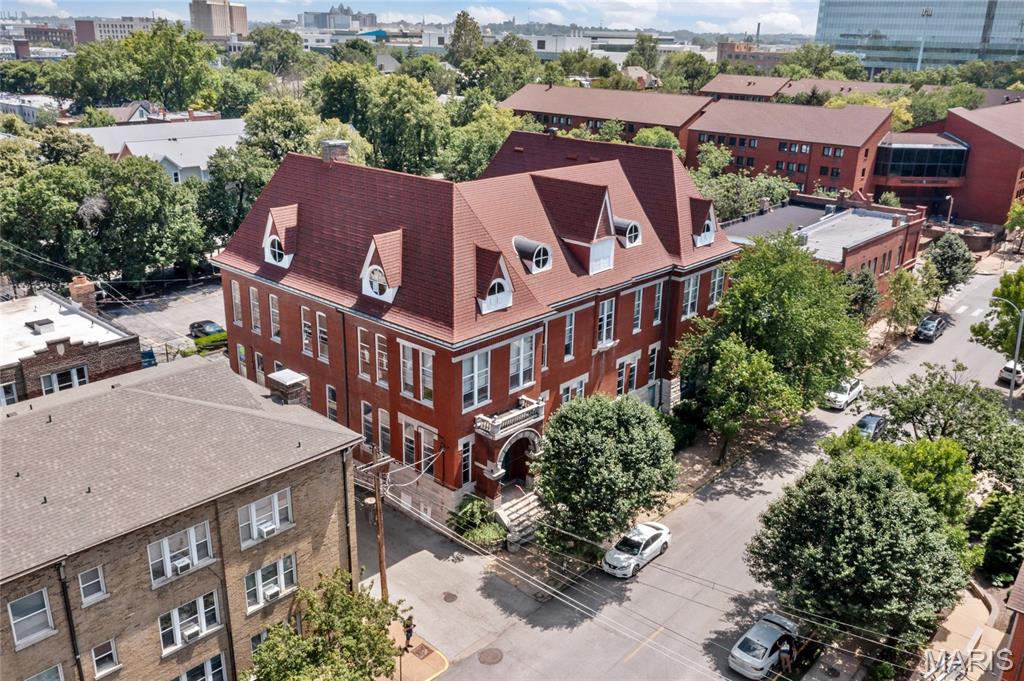Salient Realty Group is pleased to offer 12-14 North Newstead Avenue to the market.  This turn of the century former police station is one of the very last historic redevelopment opportunities in St. Louis’ most illustrious neighborhood: The Central West End.  Newstead holds a place on the National Register of Historic Places and is eligible for Federal and State Historic Tax Credits.  Concept plans are available to add apartments in the huge attic, bringing the total building area to +/- 15,000 square feet. 
 
Included in the sale is a half-acre + parking lot furthering Newstead’s status as a one of a kind redevelopment opportunity.  Parking in CWE is very limited; so having this lot behind the building is very valuable and rare. With this size of lot, there is also potential to add a building or an expansion behind the property as well.

Please reach out to the brokers for more information or to set up a tour.  Survey and plans are available upon request.