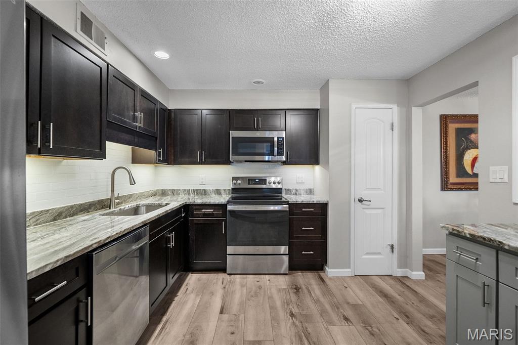 Briar Hill Farm Ii Condo E - Residential