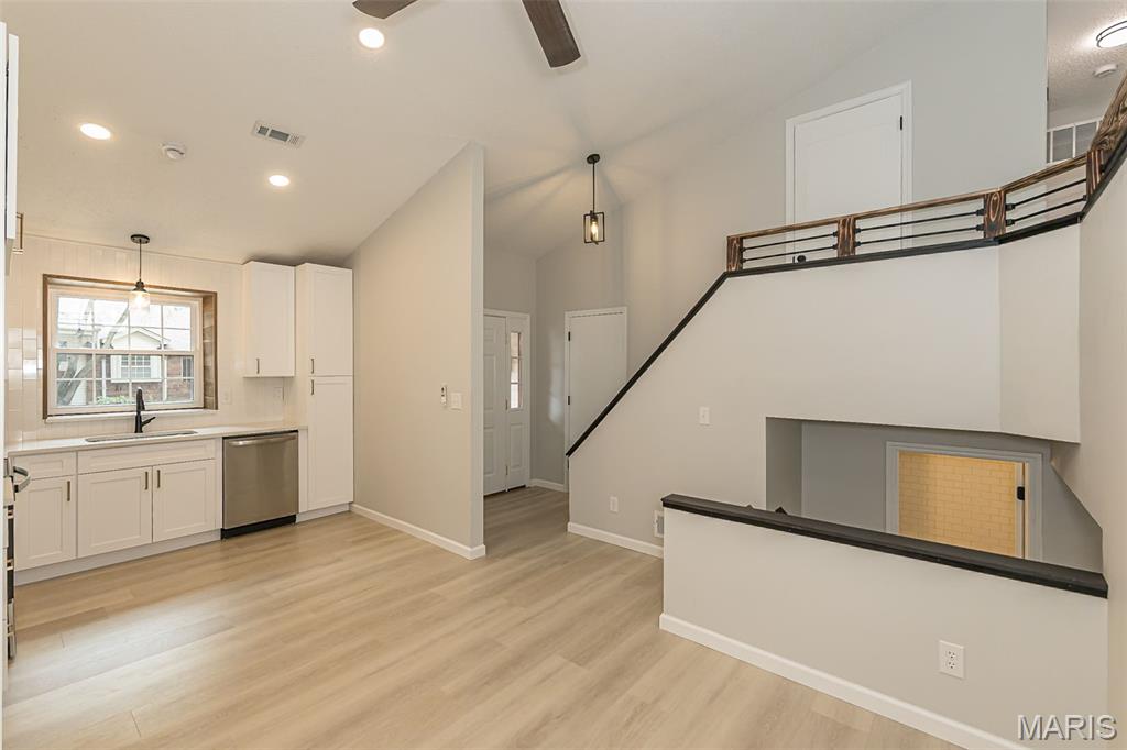 Springdale Village 1st Add - Residential