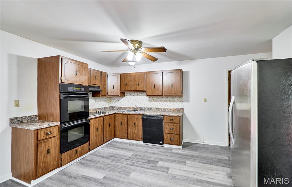 Hidden Lake Park - Residential Lease