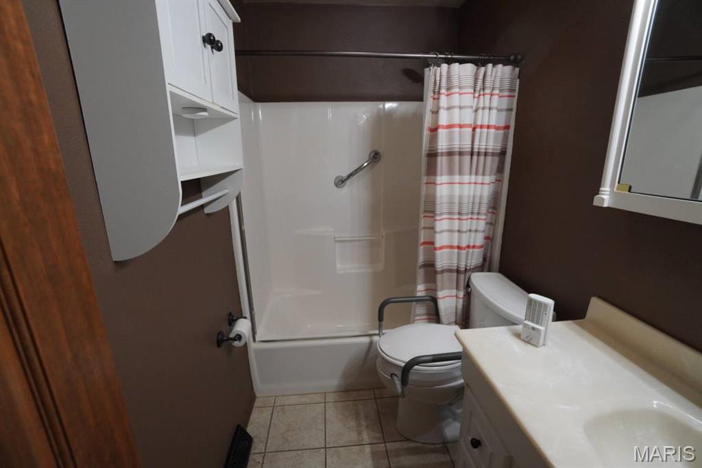 Lakeland Hills 1st Add - Residential