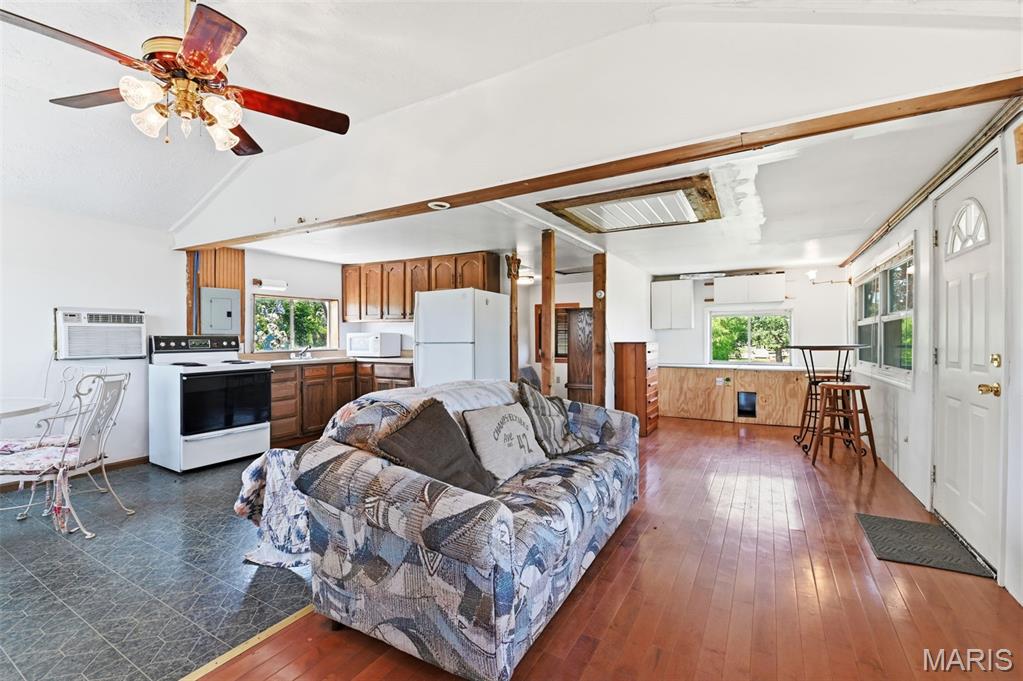 Huxhold Sub - Residential