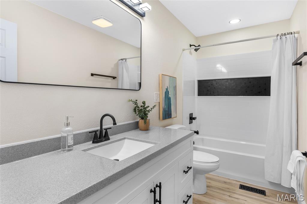 Rolling Meadows 1st Add - Residential