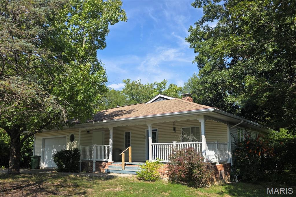 Welcome home to this charming 3-bedroom, 2-bathroom property offering a great combination of character, space, and functionality! Built in 1989 and featuring good bones, this home has plenty of potential to make it your own.
The spacious kitchen offers ample cabinet and storage space. The adjoining dining and living room combination creates a comfortable, inviting space for everyday living and entertaining.
For added privacy, the primary bedroom and bathroom are located in the basement, creating a peaceful retreat away from the main living areas. The partially finished basement also provides additional space and flexibility for a guest suite, home office, recreation area, or whatever best fits your needs.
Located in a quiet, quaint neighborhood and conveniently close to local amenities, this home is a wonderful opportunity for buyers looking for comfort, privacy, and room to make a home their own.