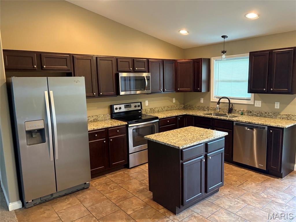 Stonegate Add 01 - Residential Lease
