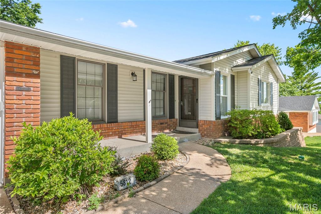 River Oaks 6 - Residential