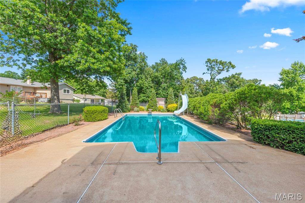 River Oaks 6 - Residential