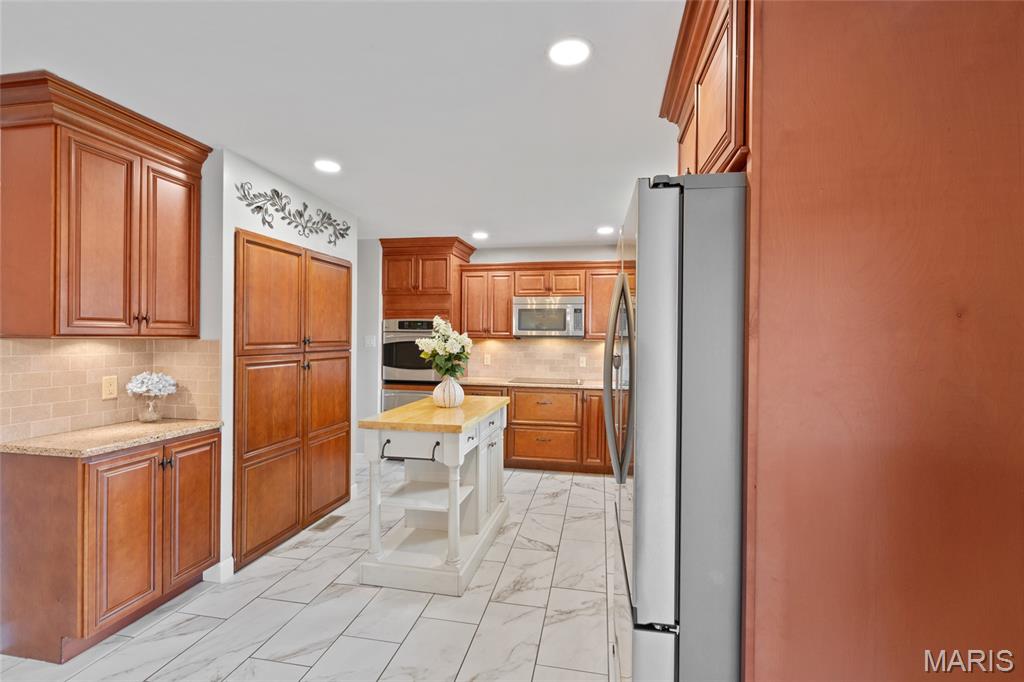 River Oaks 6 - Residential