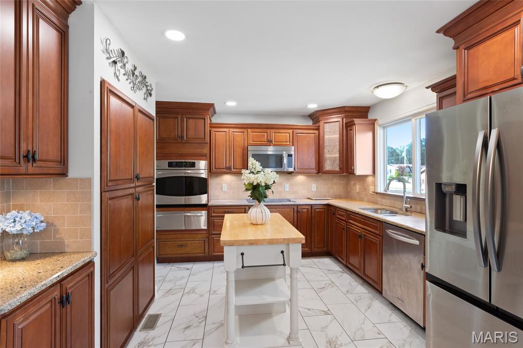 River Oaks 6 - Residential