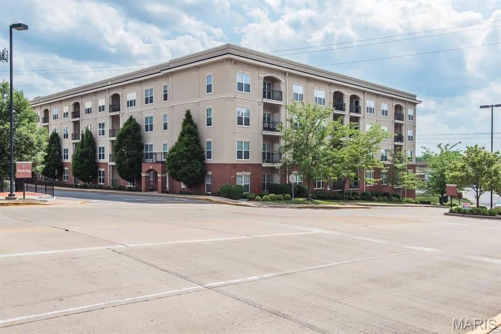 Hanley Station Plaza - Residential Lease