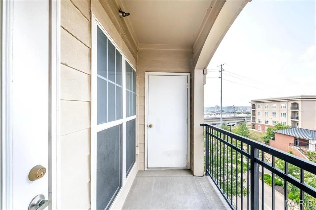 Hanley Station Plaza - Residential Lease