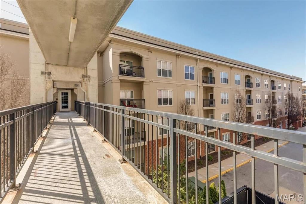 Hanley Station Plaza - Residential Lease