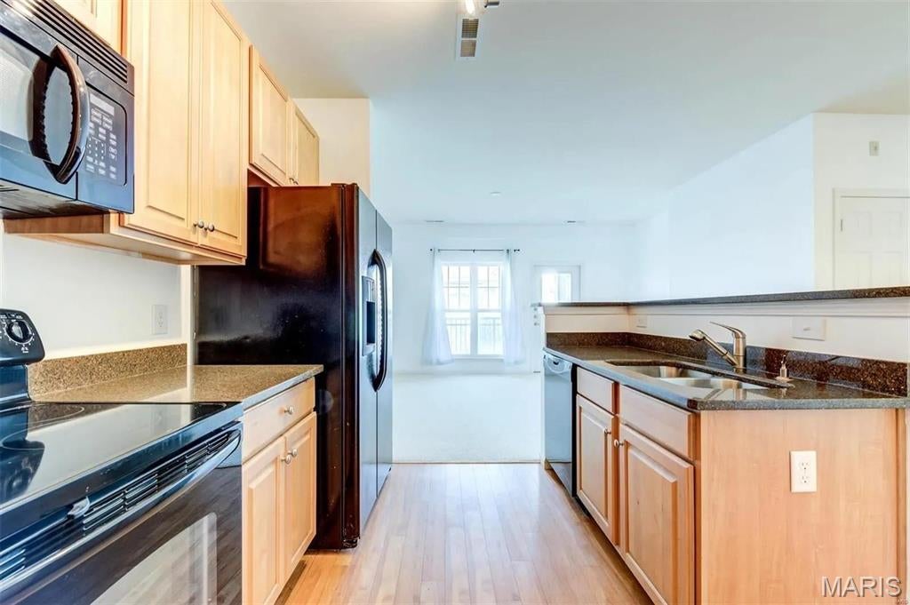 Hanley Station Plaza - Residential Lease