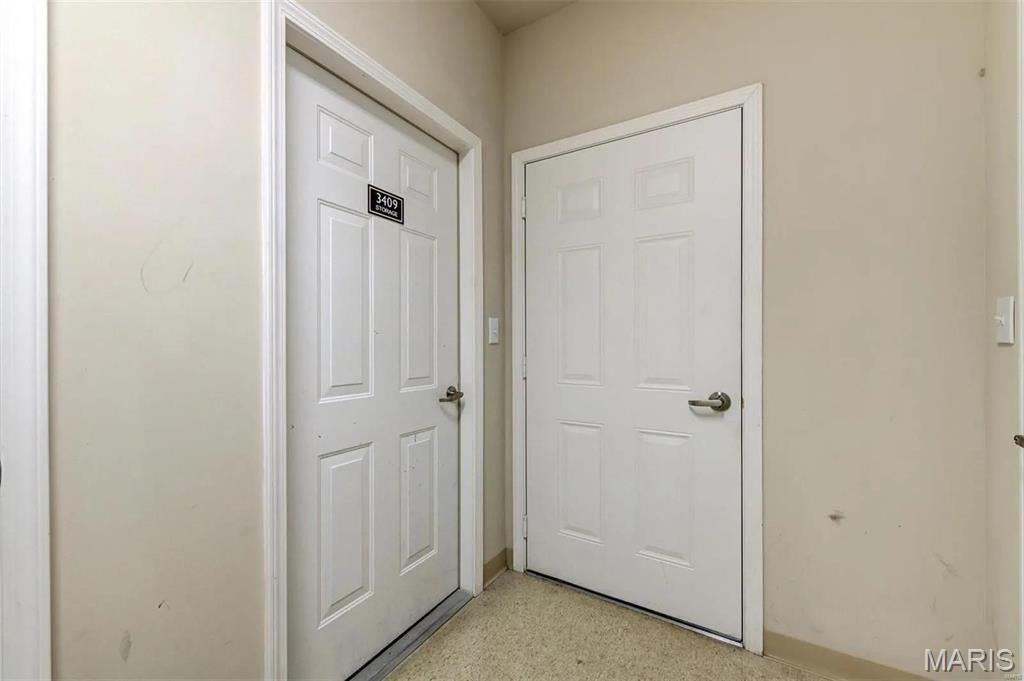 Hanley Station Plaza - Residential Lease