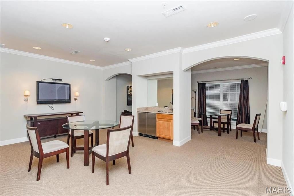 Hanley Station Plaza - Residential Lease