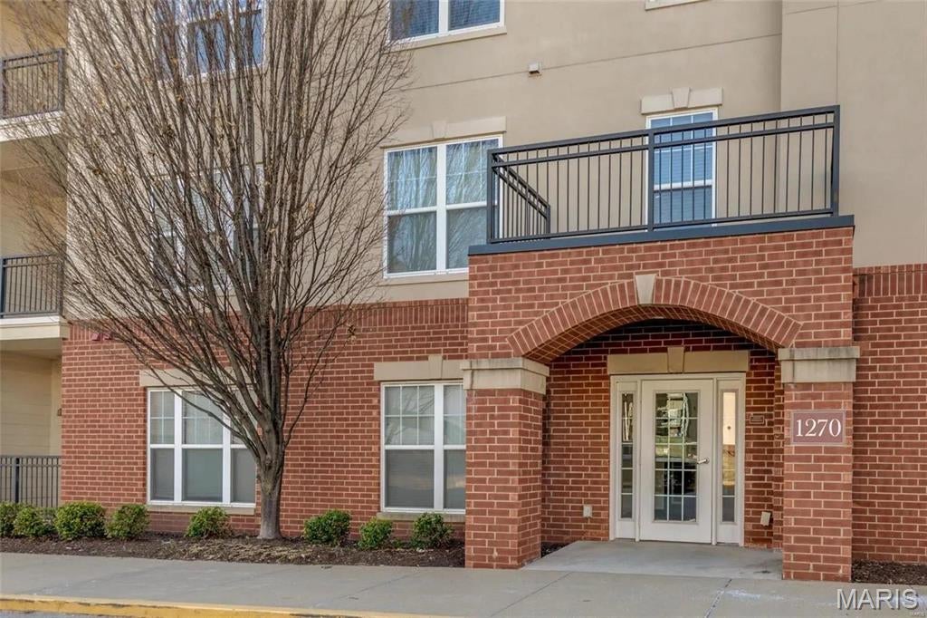 Hanley Station Plaza - Residential Lease