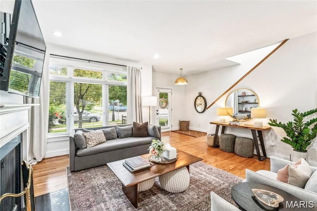 Gaslight Square East - Residential