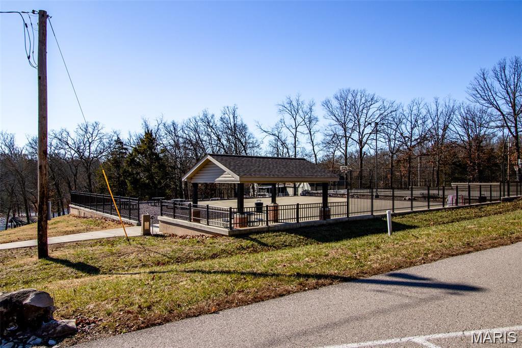 Lake Forest Estates - Residential
