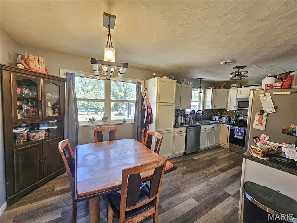 Town/Cantwell - Residential
