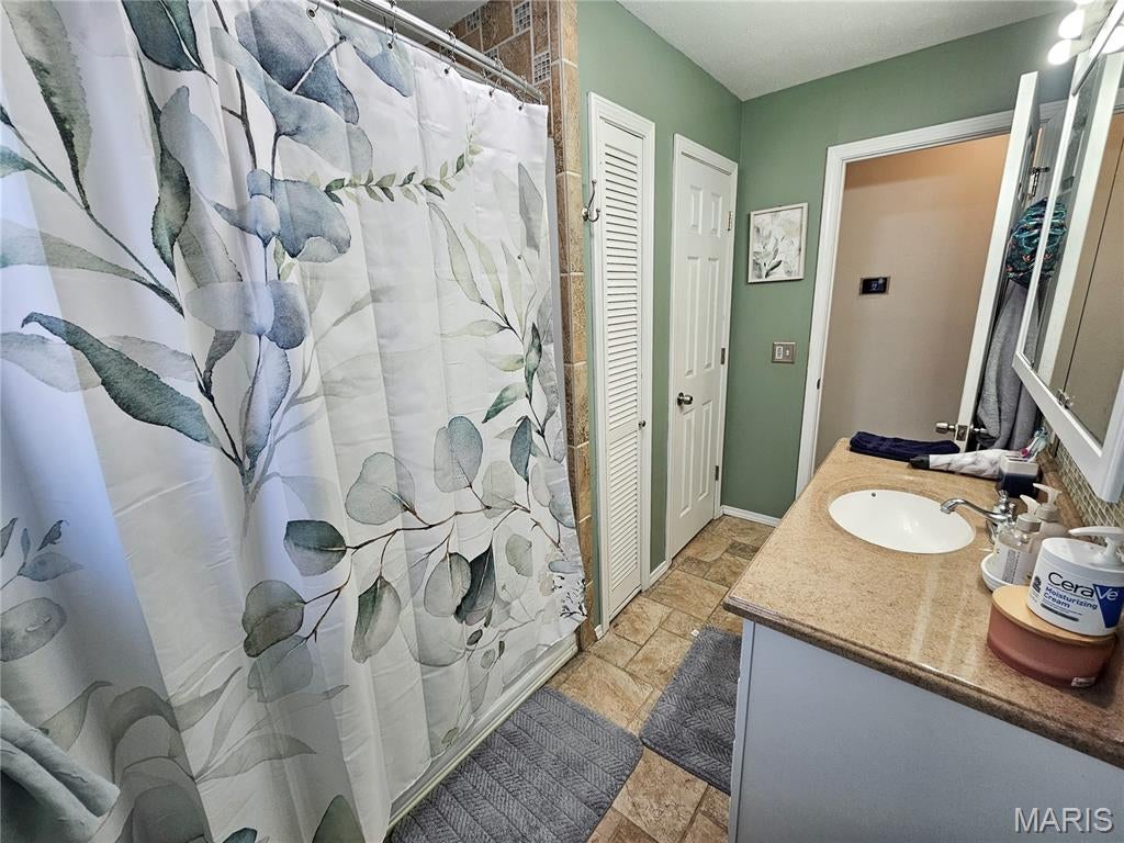 Town/Cantwell - Residential